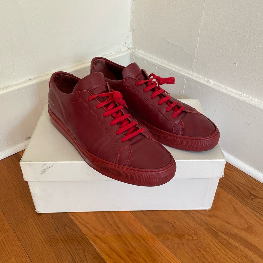 Common Project Achilles Low Sz 42 US. 9